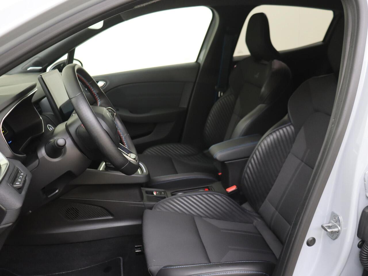 Renault CLIO 1.6 E-Tech Full Hybrid 145 esprit Alpine | Pack Premium Sound BOSE | Pack Winter | Pack City Premium |
