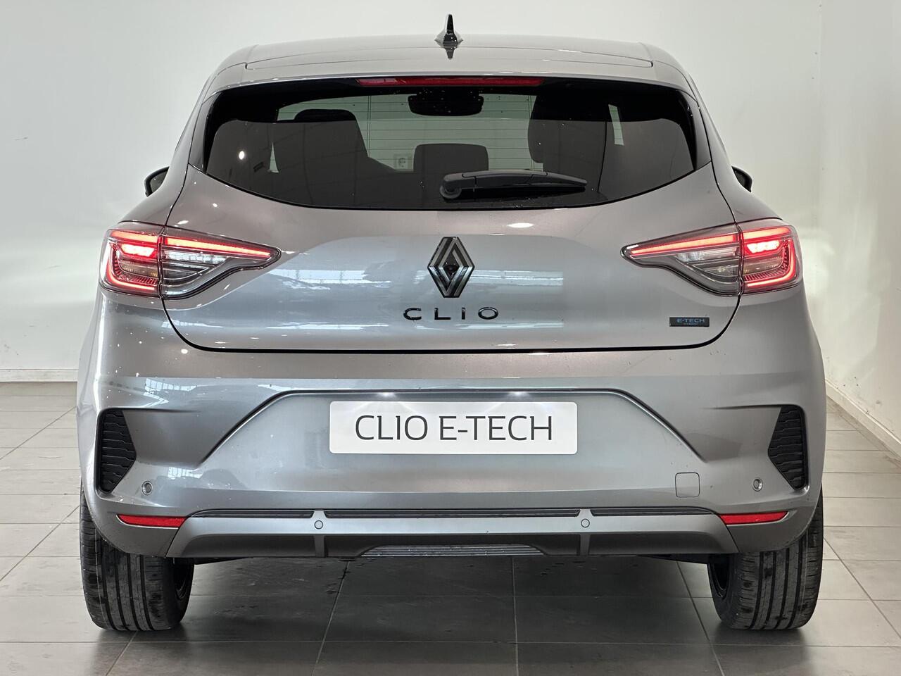 Renault CLIO 1.6 E-Tech Full Hybrid 145 Esprit Alpine | Pack Premium Sound BOSE | Van: ¤ 32.759,- nu rijklaar voor: ¤ 29.259,-