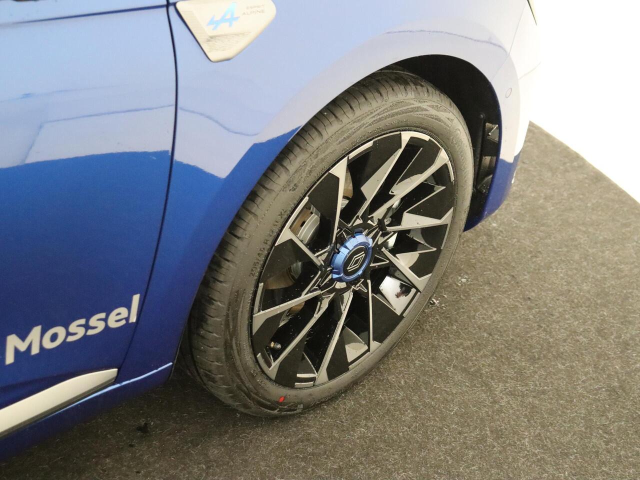 Renault CLIO 1.6 E-Tech Full Hybrid 145 esprit Alpine Half leder | 18 inch velgen | apple carplay | android auto