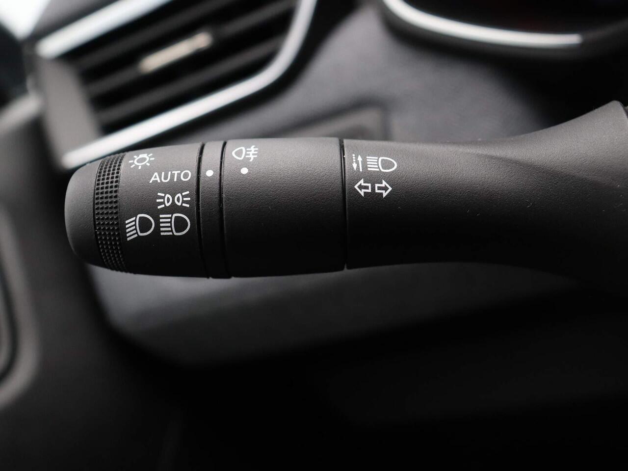 Renault CLIO TCe 90pk GPF techno | Apple carplay | Android auto | Climate control | Achteruitrijcamera |