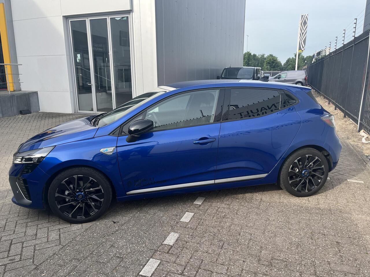 Renault CLIO 1.6 E-Tech Full Hybrid 145 esprit Alpine / Demo Zuidoost / vraag naar beschikbaarheid