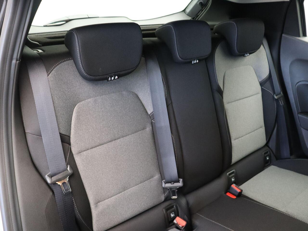 Renault CLIO TCe 90pk GPF evolution | Achteruitrijcamera | Navigatie | Handsfree card | Apple Carplay/Android auto | Armsteun |