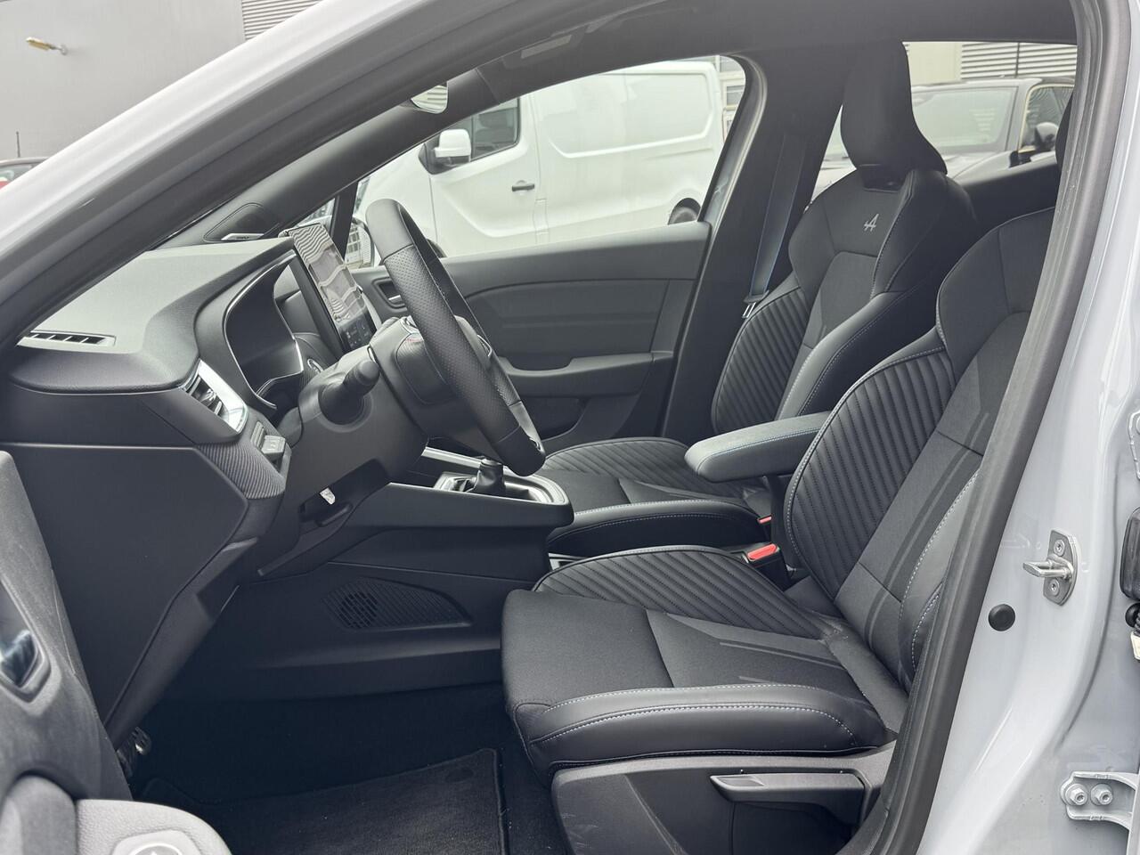 Renault CLIO 1.0 TCe 90 GPF esprit Alpine / BOSE AUDIO / ADAPTIEVE CRUISE CONTROL / NAVIGATIE INCL. APPLE & ANDROID AUTO /