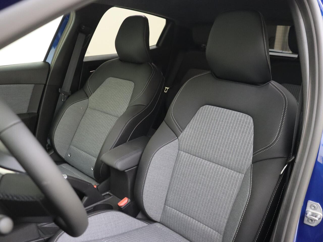 Renault CLIO 1.0 TCe 90 GPF techno | Pack Navigation Techno |