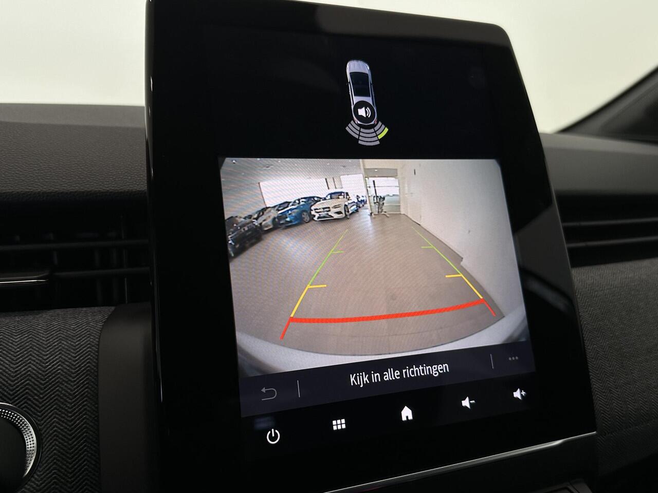 Renault CLIO 1.0 TCe 90 Techno | Navigatie 9,3" | Stoel- en stuurverwarming | Lichtmetalen velgen 17" | Apple Carplay/Android Auto