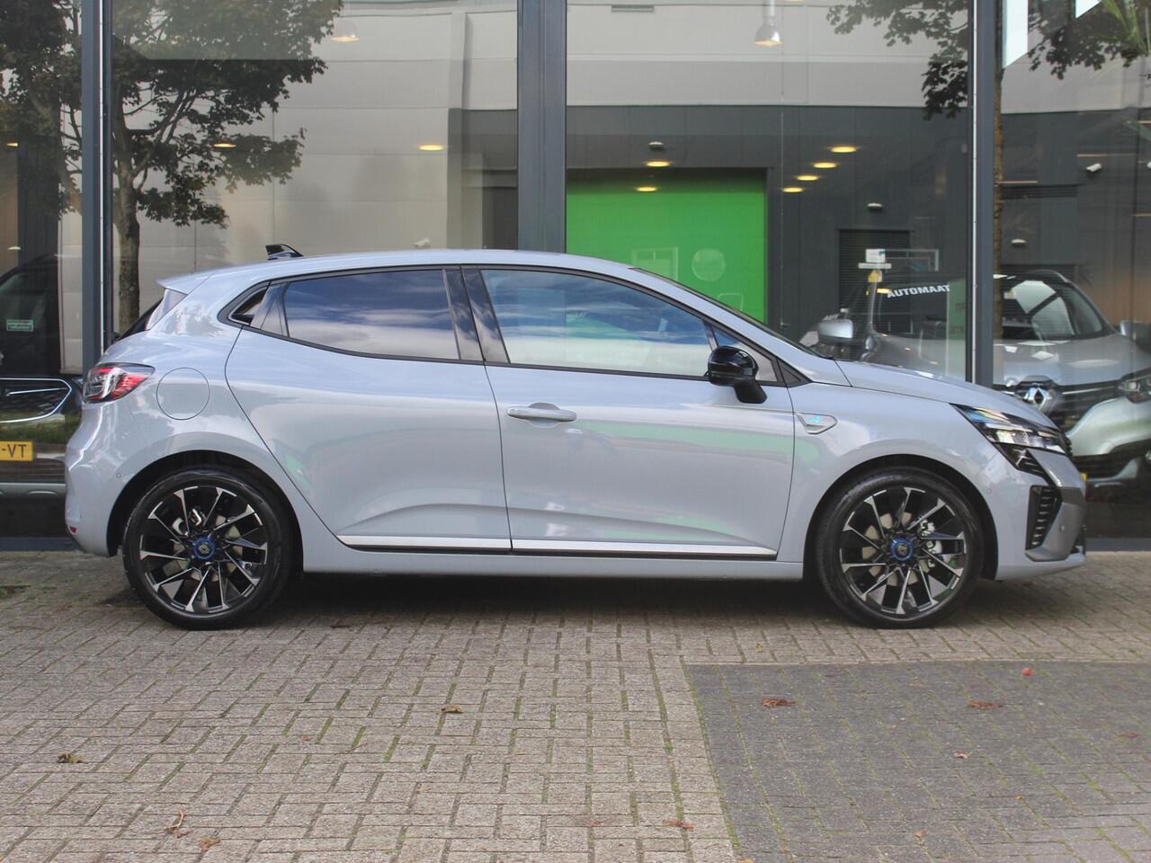Renault CLIO 1.6 E-Tech Full Hybrid 145 esprit Alpine AUTOMAAT / DEMO / PACK CITY PREMIUM / 9,3'' NAVI / 10.25'' DASHBOARD / ADAPT. CRUISE / CAMERA / PDC / CLIMATE / APPLE CARPLAY / ANDROID AUTO / PRIVACY GLASS / DAB+ / 17'' LMV