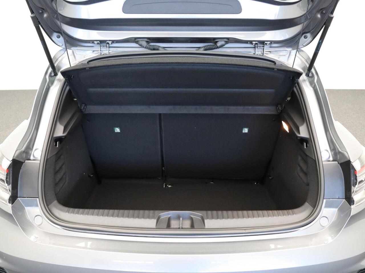 Renault CLIO TCe 90pk GPF evolution | Airco | Parkeersensoren achter | Cruise control | Apple carplay | Vierseizoenbanden |