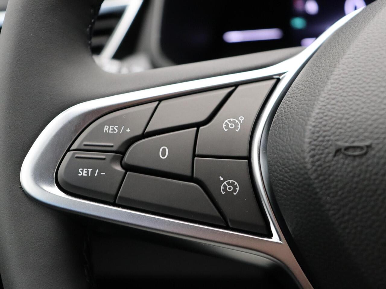 Renault CLIO E-Tech Full Hybrid 145pk evolution | Airco | Cruise control | Apple carplay / Android auto | Vierseizoenbanden |