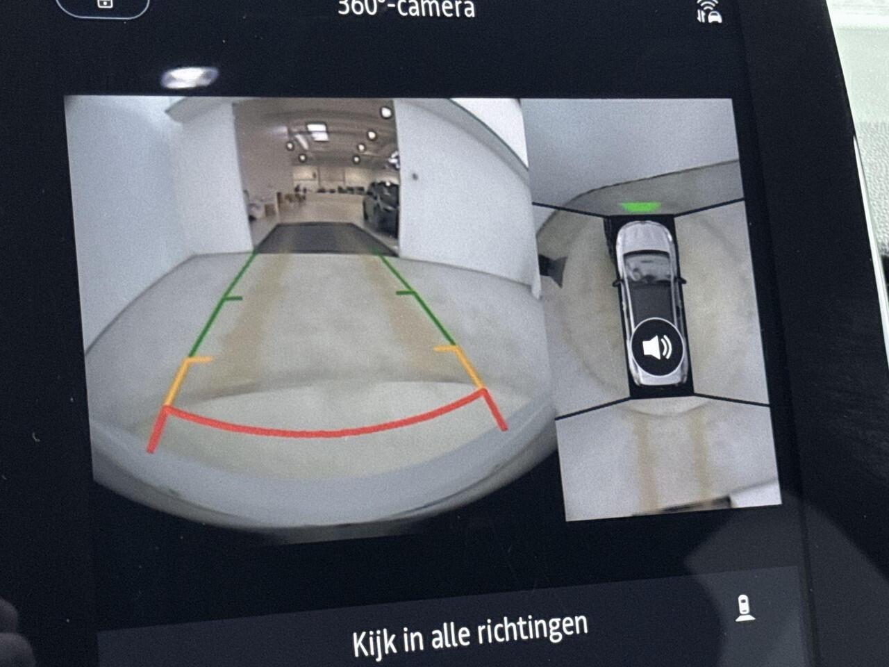 Renault CLIO 1.6 E-Tech Full Hybrid 145Pk esprit Alpine | Navigatie | Draadloze Carplay | Parkeersensoren Voor & Achter | 360 Camera | Climate Control | Keyless Entry | Licht & Regensensor | Adaptieve Cruise Control | Privacy Glass |