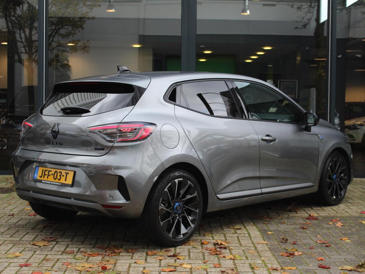 Renault CLIO 1.6 E-Tech Full Hybrid 145 esprit Alpine AUTOMAAT / PACK CITY PREMIUM / 9,3'' NAVI / 10.25'' DASHBOARD / ADAPT. CRUISE / CAMERA / PDC / CLIMATE / APPLE CARPLAY / ANDROID AUTO / PRIVACY GLASS / DAB+ / 17'' LMV