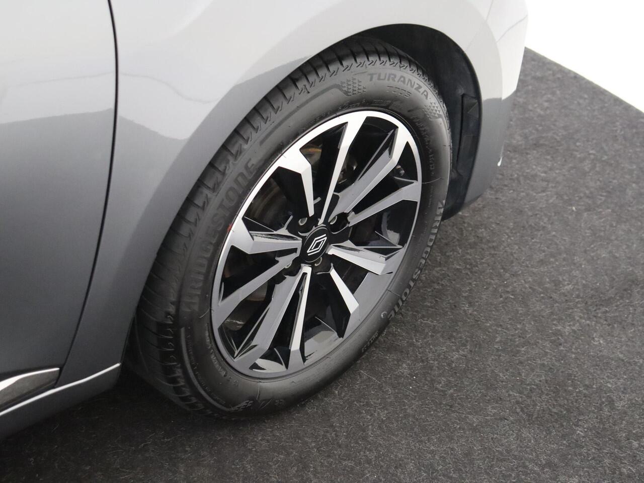 Renault CLIO 1.0 TCe 90 GPF techno | Achteruitrijcamera | Navigatie | Parkeersensoren