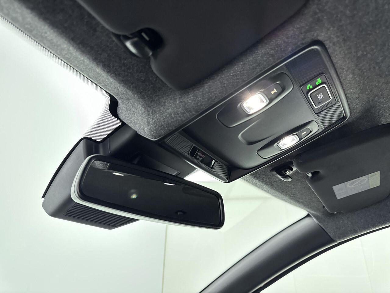 Renault CLIO 1.0 TCe GPF Techno 90PK | Digitale cockpit | Achteruitrijcamera + parkeersensoren | Climate control | 9,3" Scherm | Apple-carplay/Android-auto