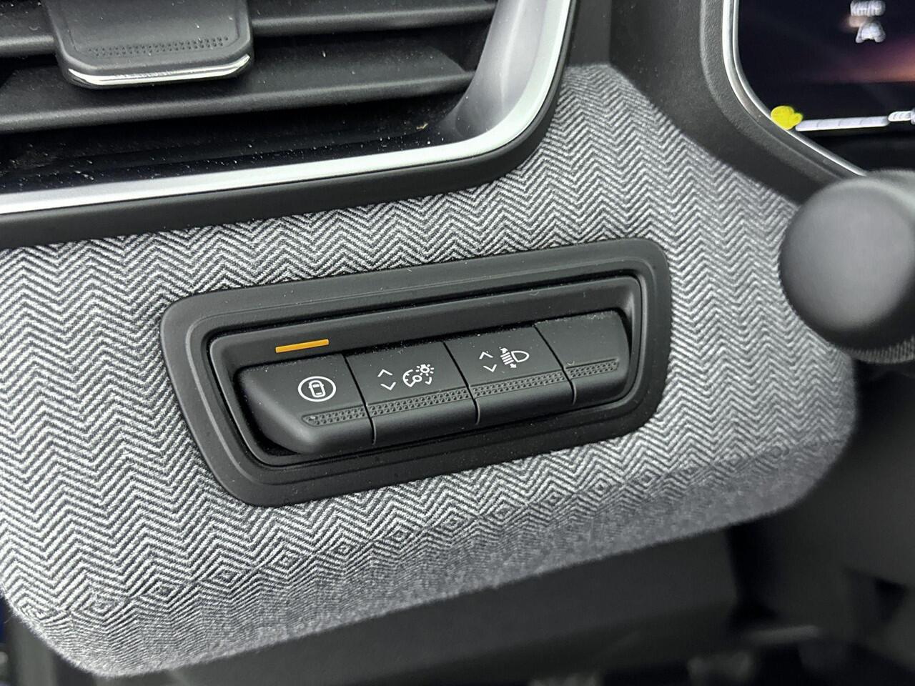 Renault CLIO 1.0 TCe 90Pk GPF techno | Achteruitrijcamera | Android & Apple Carplay | Parkeersensoren | Cruise Control | Airco