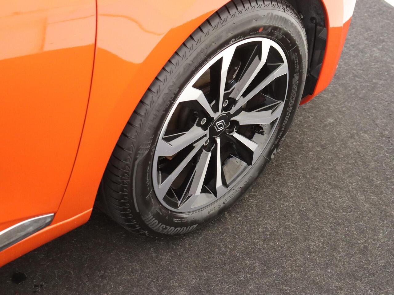 Renault CLIO 1.0 TCe 90 GPF techno | Navigatie | Achteruitrijcamera | Parkeersensoren