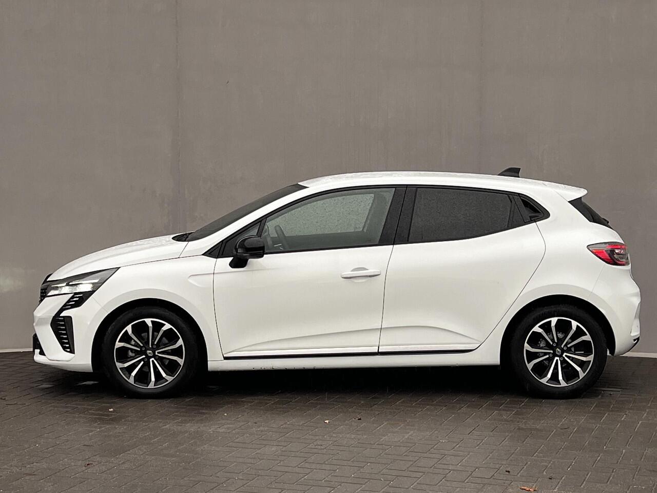 Renault CLIO 1.0 TCe 90 Techno / Fabrieksgarantie tot 3-2027 / Navigatie / Stuur- en stoelverwarming / Achteruitrijcamera / Apple Carplay Android / 16" LM wielen /