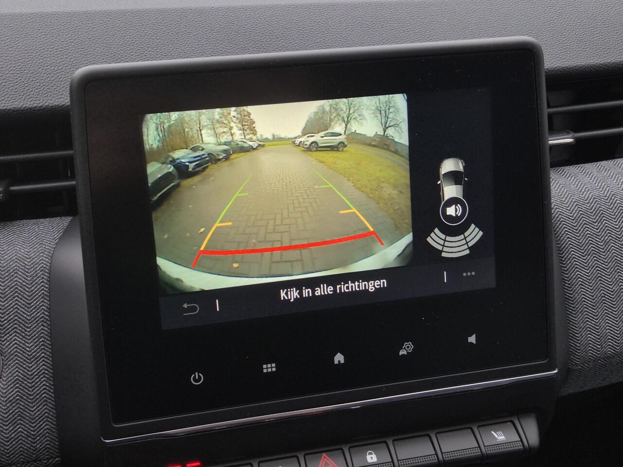 Renault CLIO 1.0 TCe 90 GPF techno Handgeschakeld / Fabrieksgarantie tot 04-2027 / Dealer onderhouden / Pack winter / Achteruitrijcamera / Stuur-en Stoelverwarming / Apple Carplay Android Auto / Navigatie /