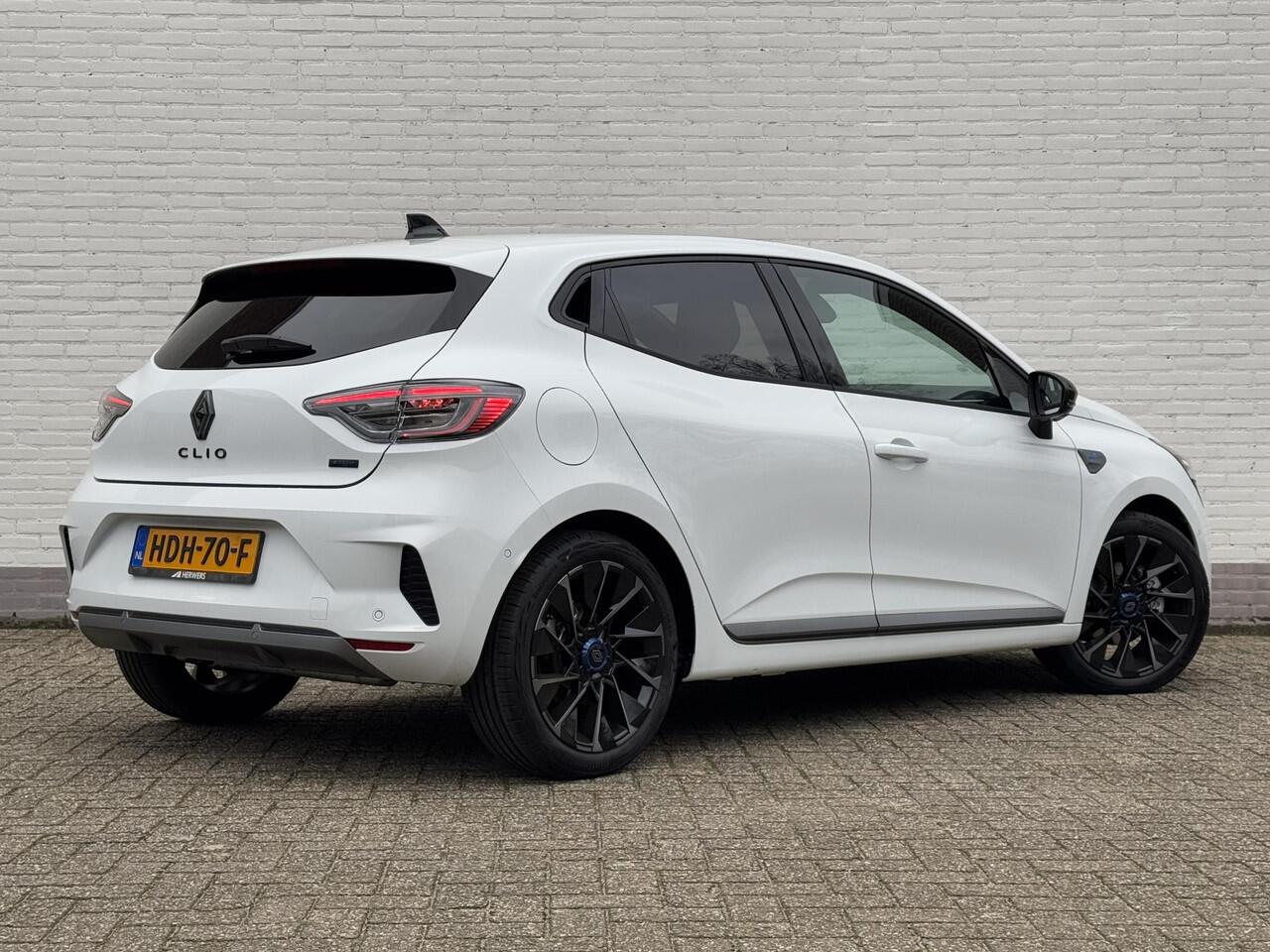 Renault CLIO 1.6 E-Tech Full Hybrid 145 esprit Alpine / DEMO / Pack BOSE / Dodehoek / Adaptive Cruise Control / 360 Camera / PDC / Parkeer Assistent / Stoel & Stuurwiel verwarming / LED / NAP / DAB /