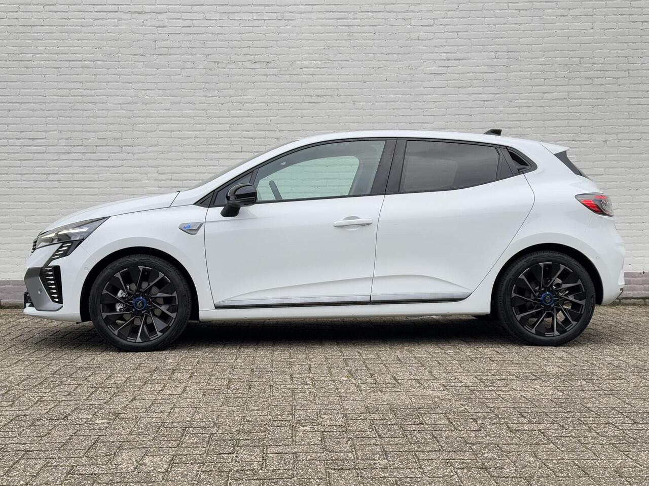 Renault CLIO 1.6 E-Tech Full Hybrid 145 esprit Alpine / DEMO / Pack BOSE / Dodehoek / Adaptive Cruise Control / 360 Camera / PDC / Parkeer Assistent / Stoel & Stuurwiel verwarming / LED / NAP / DAB /