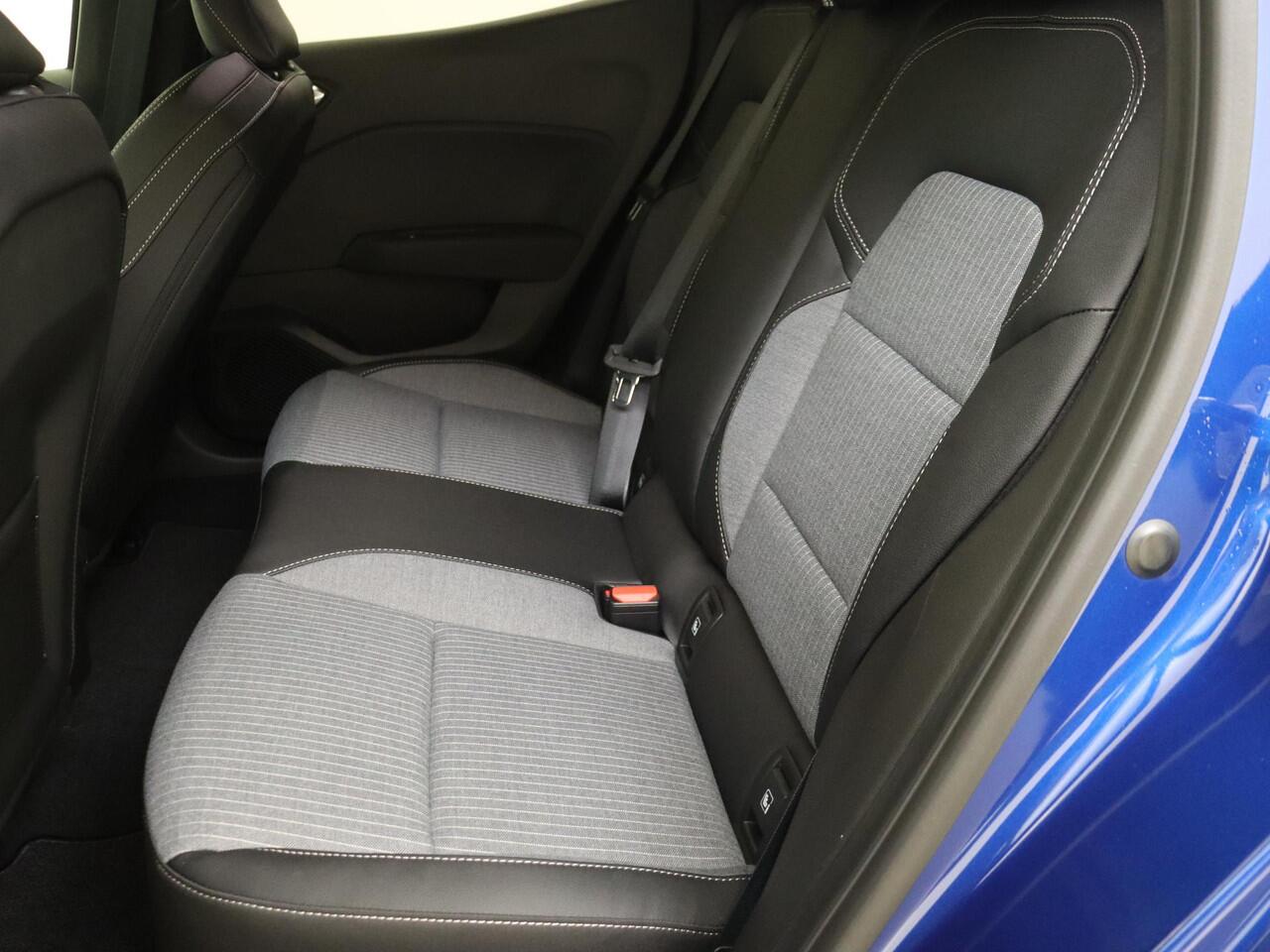 Renault CLIO 1.0 TCe 90 GPF techno | Pack Navigation Techno |