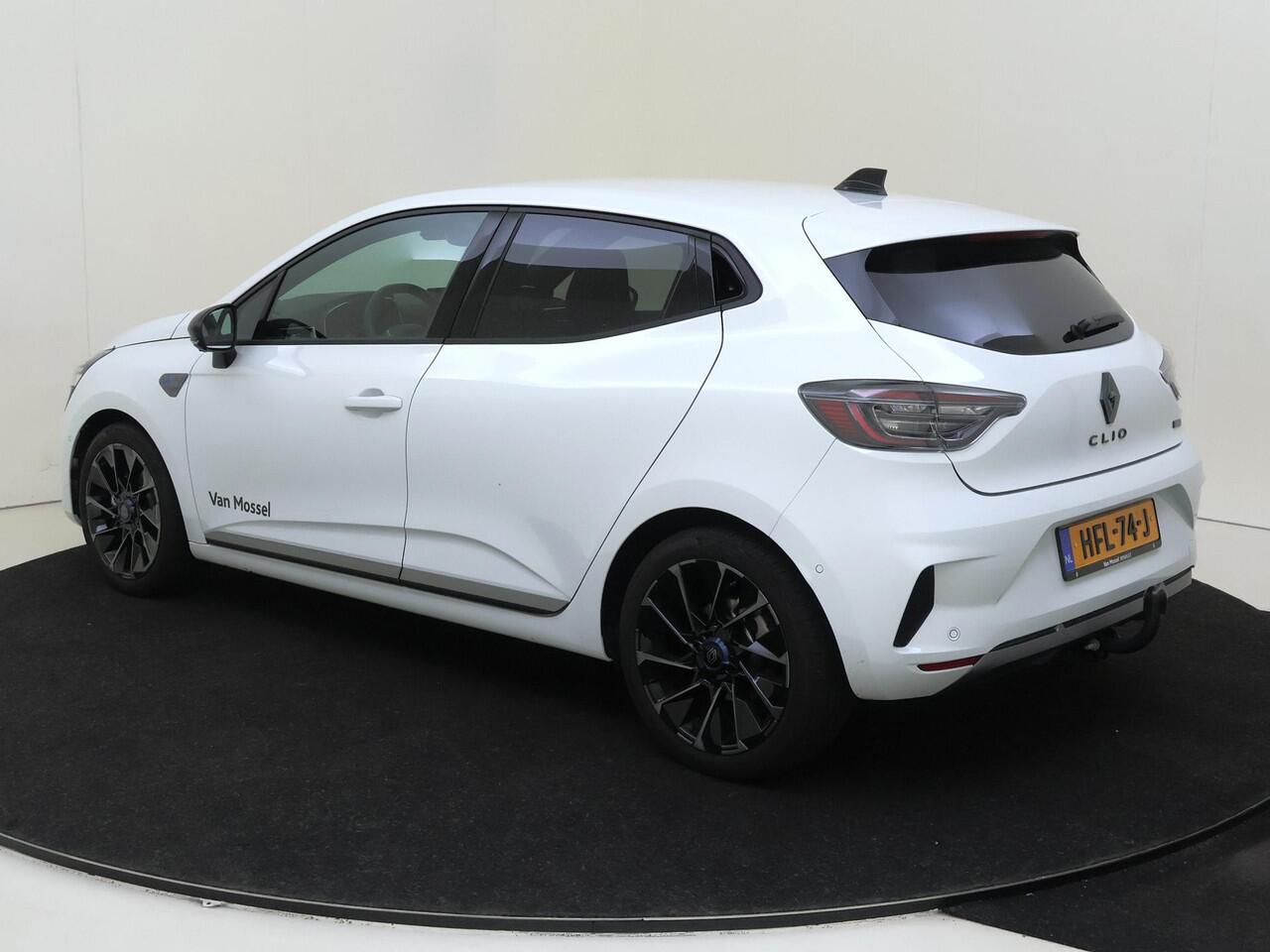 Renault CLIO 1.6 E-Tech Full Hybrid 145 PK esprit Alpine | Pack Premium Sound BOSE | Pack Winter | Pack City Premium | Lichtemaal 17 inch