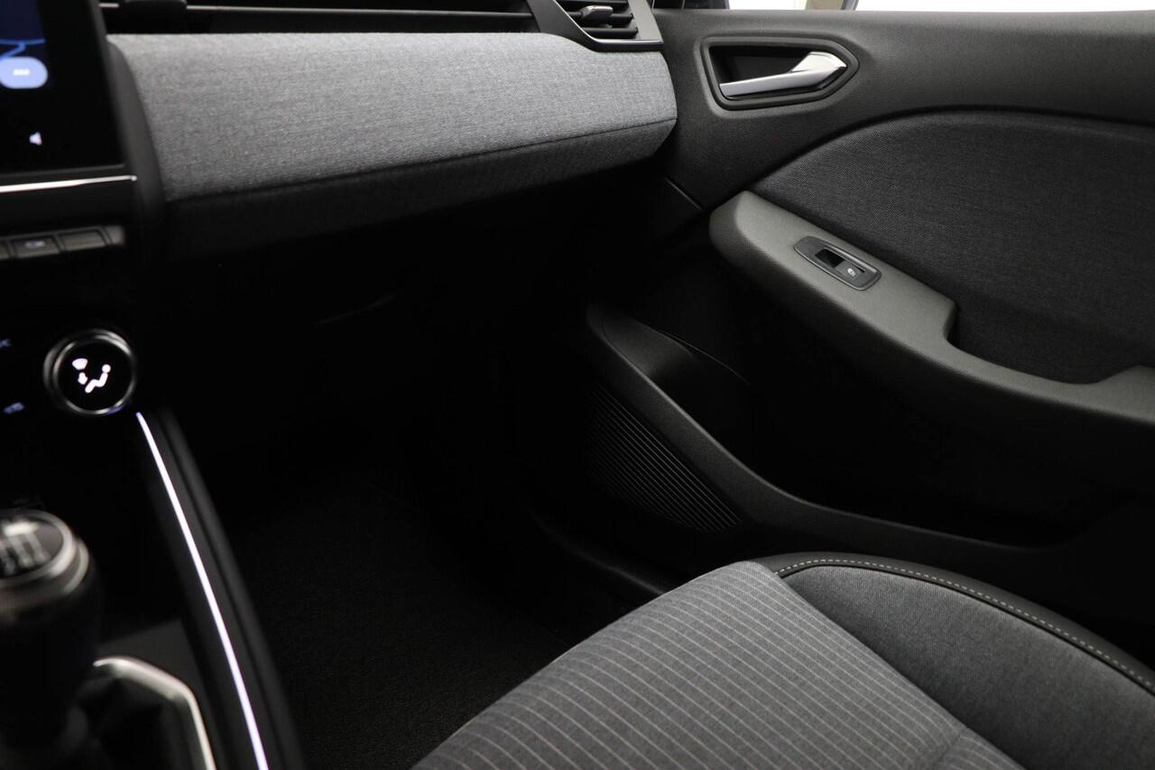 Renault CLIO 1.0 TCe 90 GPF techno | Demo | NAVIGATION TECHNO PACK | LED | DAB | APPLE | CAMERA