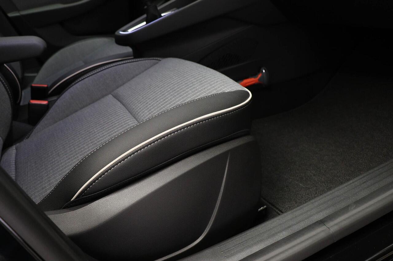 Renault CLIO 1.0 TCe 90 GPF techno | Demo | NAVIGATION TECHNO PACK | LED | DAB | APPLE | CAMERA