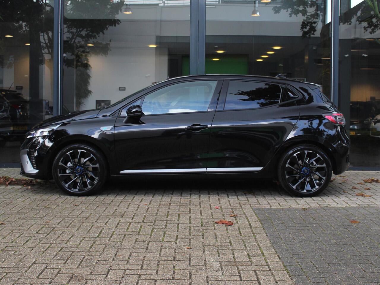 Renault CLIO 1.6 E-Tech Full Hybrid 145 esprit Alpine AUTOMAAT / PACK CITY PREMIUM / 9,3'' NAVI / 10.25'' DASHBOARD / ADAPT. CRUISE / CAMERA / PDC / CLIMATE / APPLE CARPLAY / ANDROID AUTO / PRIVACY GLASS / DAB+ / 17'' LMV