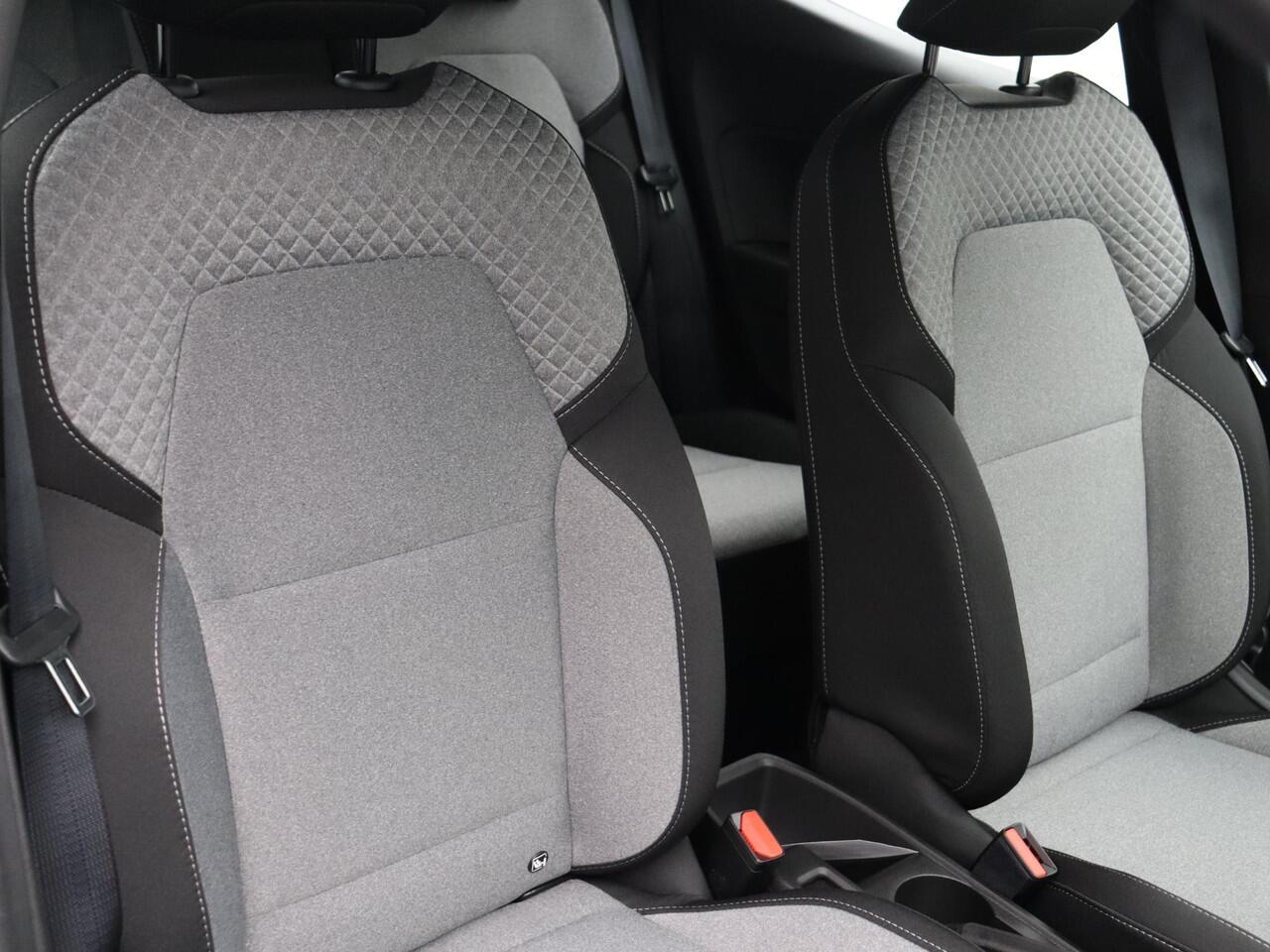 Renault CLIO 1.0 TCe 90pk GPF evolution | Navigatie | Apple carplay / Android Auto | Parkeersensoren achter |