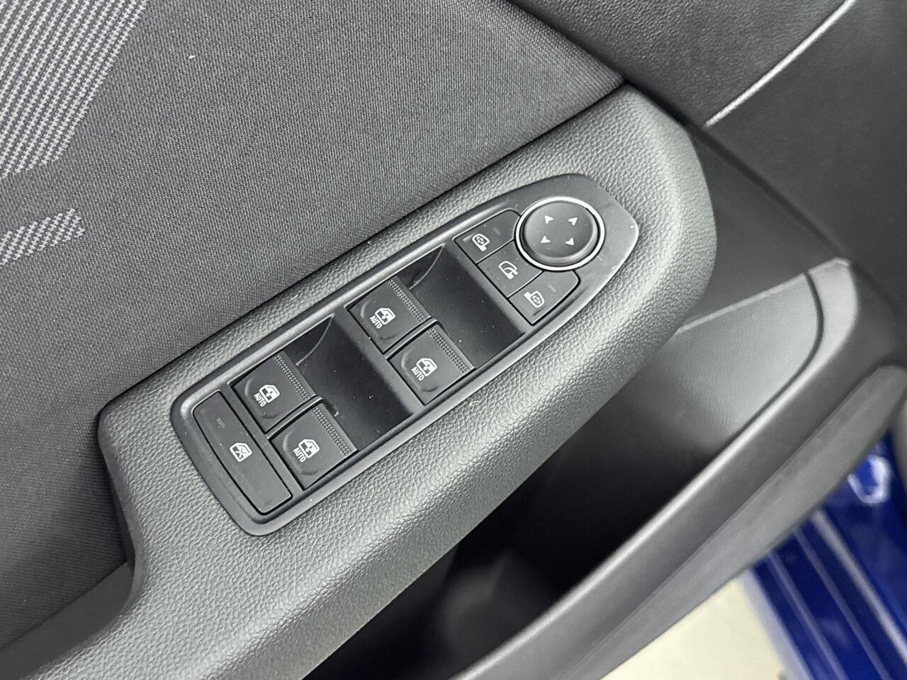 Renault CLIO 1.6 E-Tech Full Hybrid 145Pk Esprit Alpine | Navigatie | Draadloze Apple & Android Carplay | Parkeersensoren & Camera | Adaptieve Cruise Control | Keyless Entry | DAB |