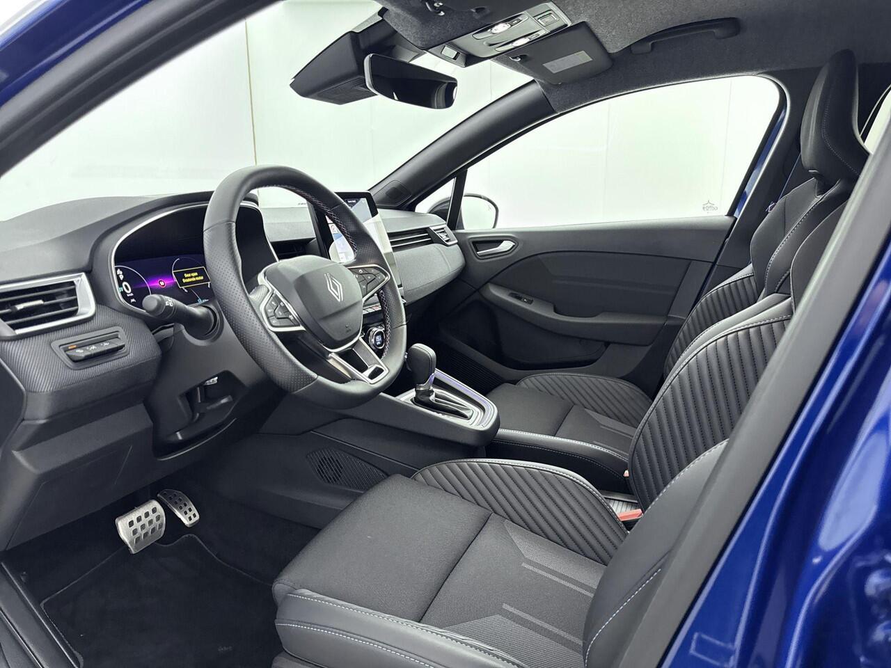 Renault CLIO 1.6 E-Tech Full Hybrid 145Pk Esprit Alpine | Navigatie | Draadloze Apple & Android Carplay | Parkeersensoren & Camera | Adaptieve Cruise Control | Keyless Entry | DAB |