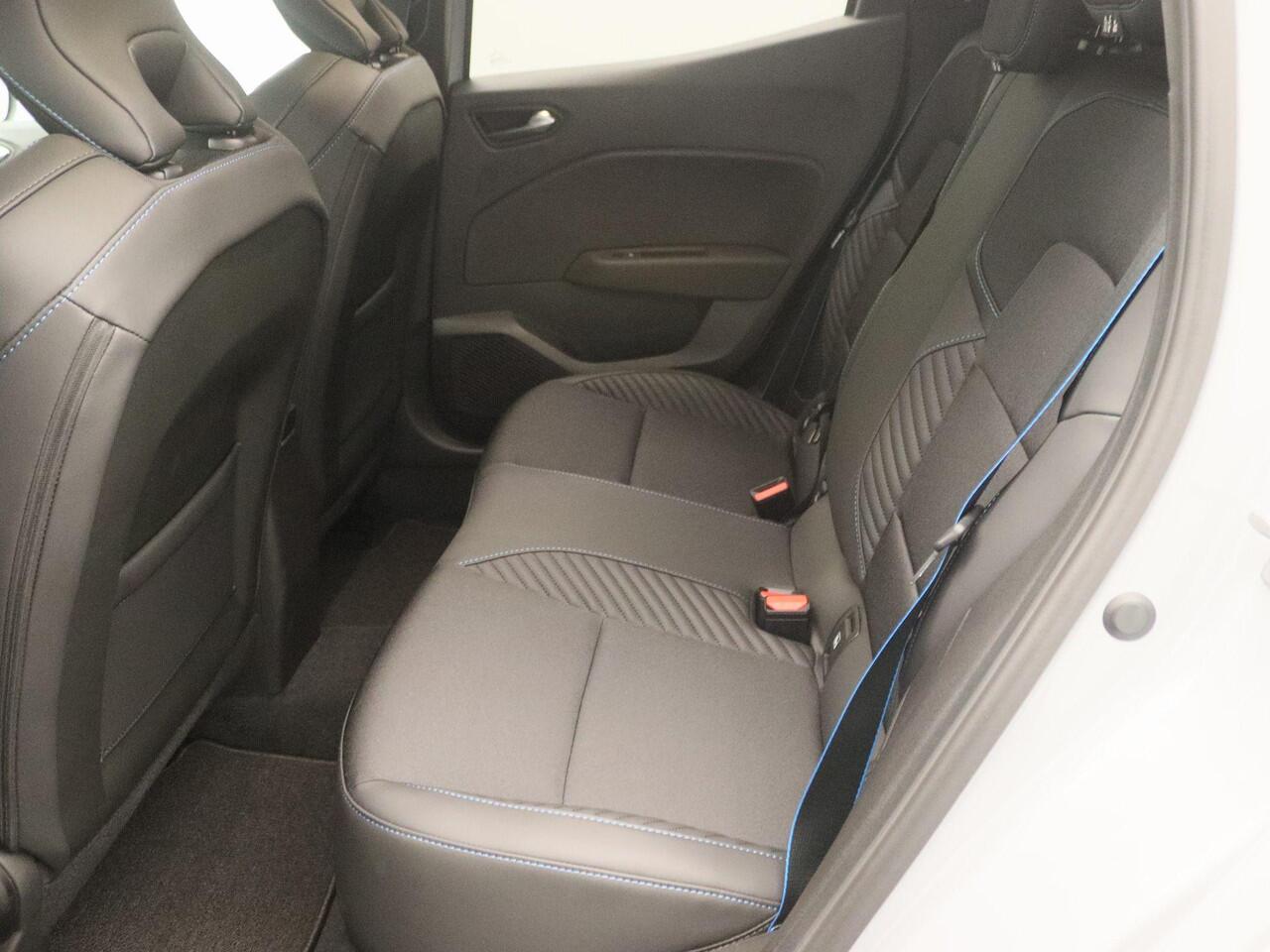 Renault CLIO E-Tech Full Hybrid 145 esprit Alpine | Automaat | instrumentenpaneel met 10" TFT kleurenscherm | adaptive cruise control | EASY LINK multimedia met 9,3" touchscreen | lichtmetalen wielen 17" 'La Fleche' |