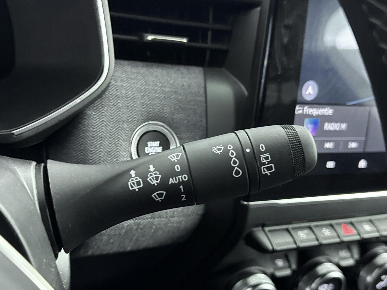 Renault CLIO 1.0 TCe 90PK GPF Techno | Navigatie met 9,3" Touchscreen | Climate Control | Cruise Control | Keyless Entry/Start | Armsteun Voor | Apple Carplay/Android Auto | Parkeersensoren + Camera | Lichtmetalen Velgen 16" |