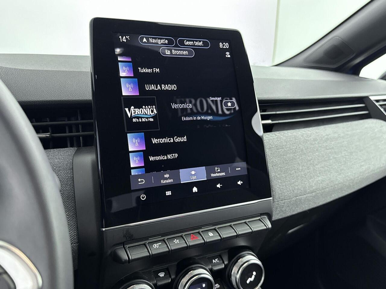 Renault CLIO 1.0 TCe 90Pk techno | Achteruitrijcamera | Android & Apple Carplay | Groot Scherm | Navigatie | Parkeersensoren | Cruise Control | Keyless Entry |