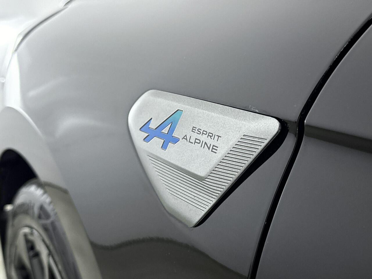 Renault CLIO 1.6 E-Tech Full Hybrid Esprit Alpine 145PK | Automaat | Navigatie 9,3'' | Adaptieve Cruise Control | Sportstoelen | 360 Camera | 17'' Inch Velgen | Apple CarPlay & Android Auto