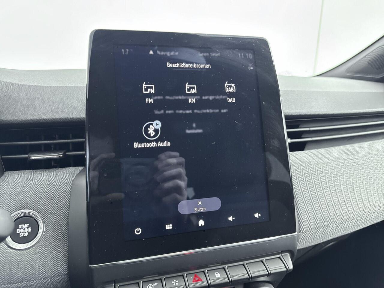 Renault CLIO 1.0 TCe 90Pk GPF techno | Navigatie met 9.3 Inch Scherm | Climate Control | Cruise Control | Parkeersensoren incl. Camera | Apple Carplay/Android Auto | Keyless Entry | Lichtmetalen Velgen 16 Inch |