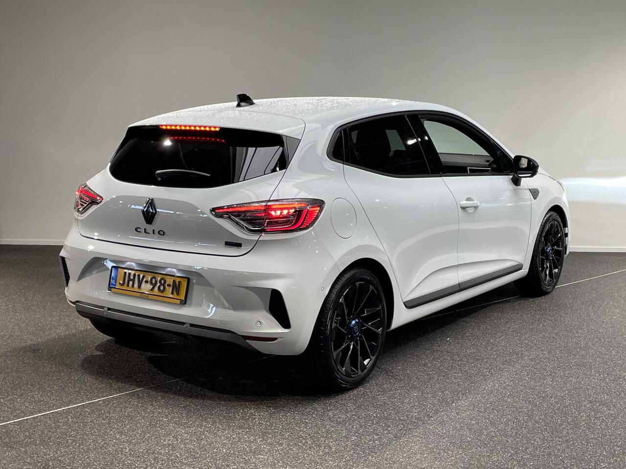 Renault CLIO 1.6 E-Tech Full Hybrid 145 esprit Alpine | Navigatie | Camera