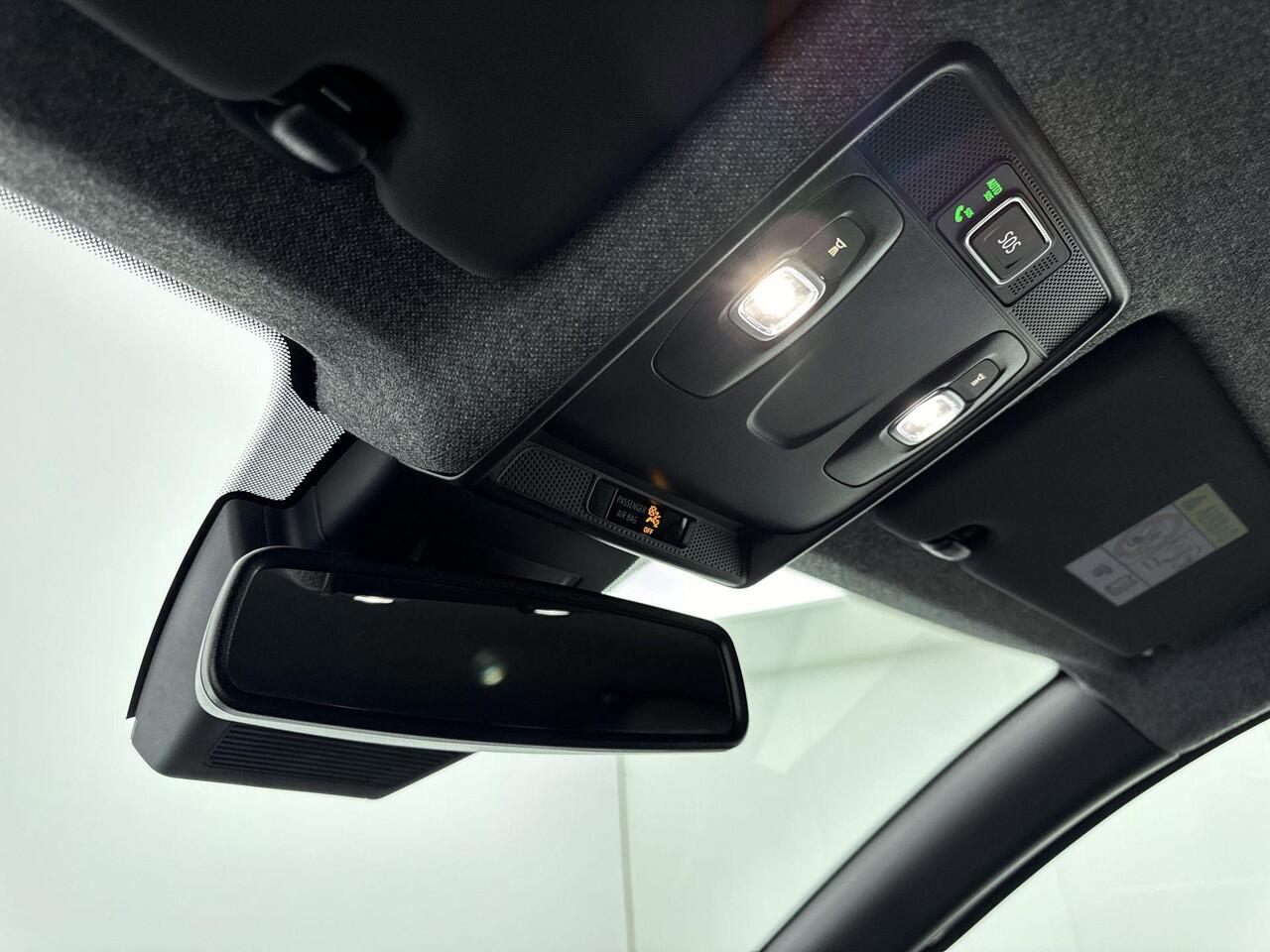 Renault CLIO 1.0 TCe 90Pk GPF techno | Navigatie | Apple & Android Carplay | Cruise & Climate Control | Achteruitrijcamera & Parkeersensoren | Elektrisch Inklapbare Spiegels |