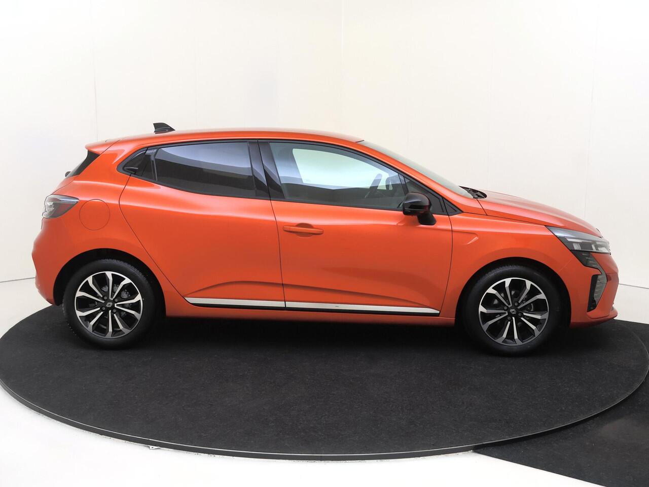 Renault CLIO 1.0 TCe 90 GPF techno | Navigatie | Parkeersensoren & Camera |