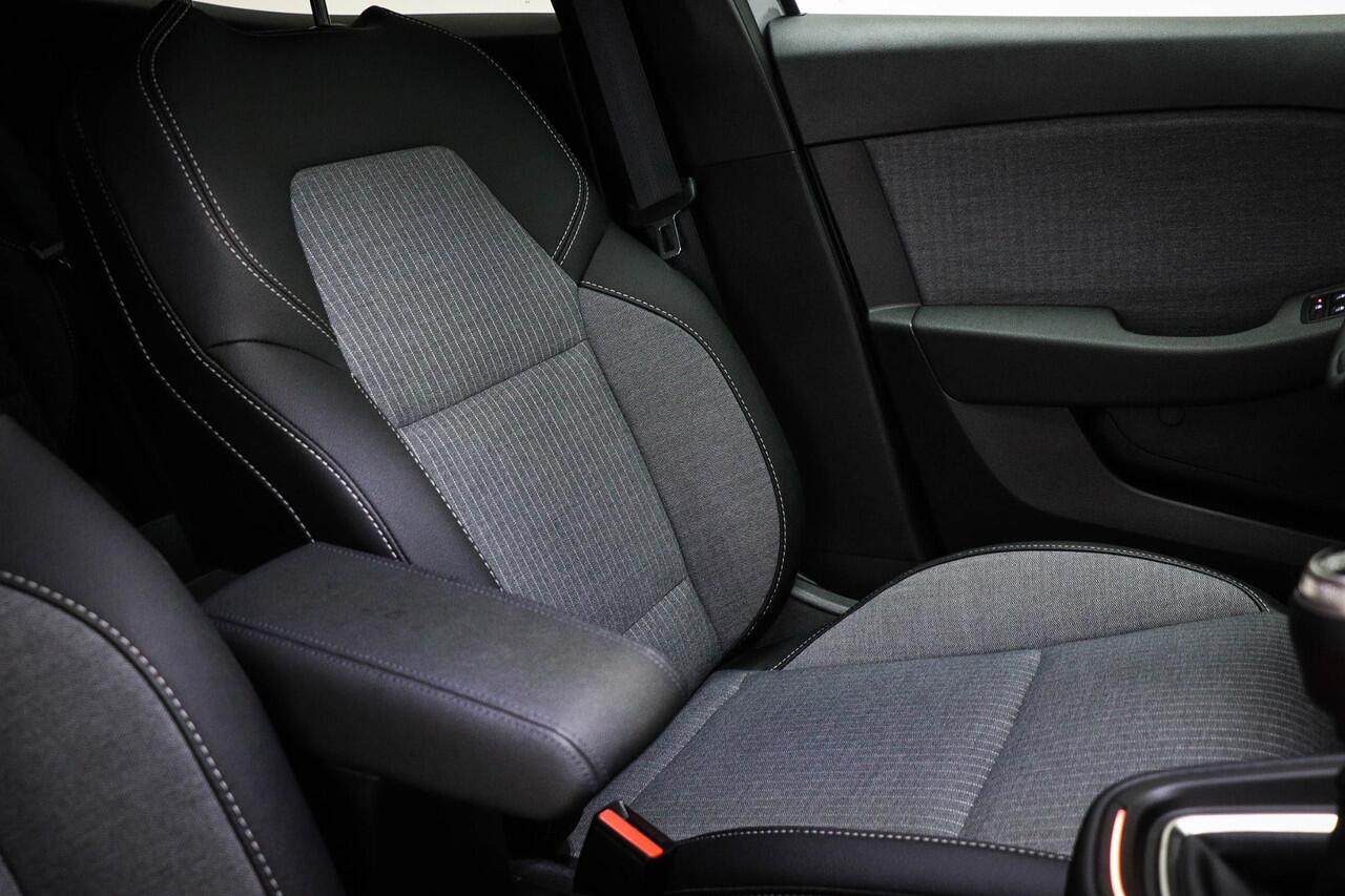 Renault CLIO 1.0 TCe 90 GPF techno | DEMO | WINTER PACK | DAB | APPLE | CAMERA