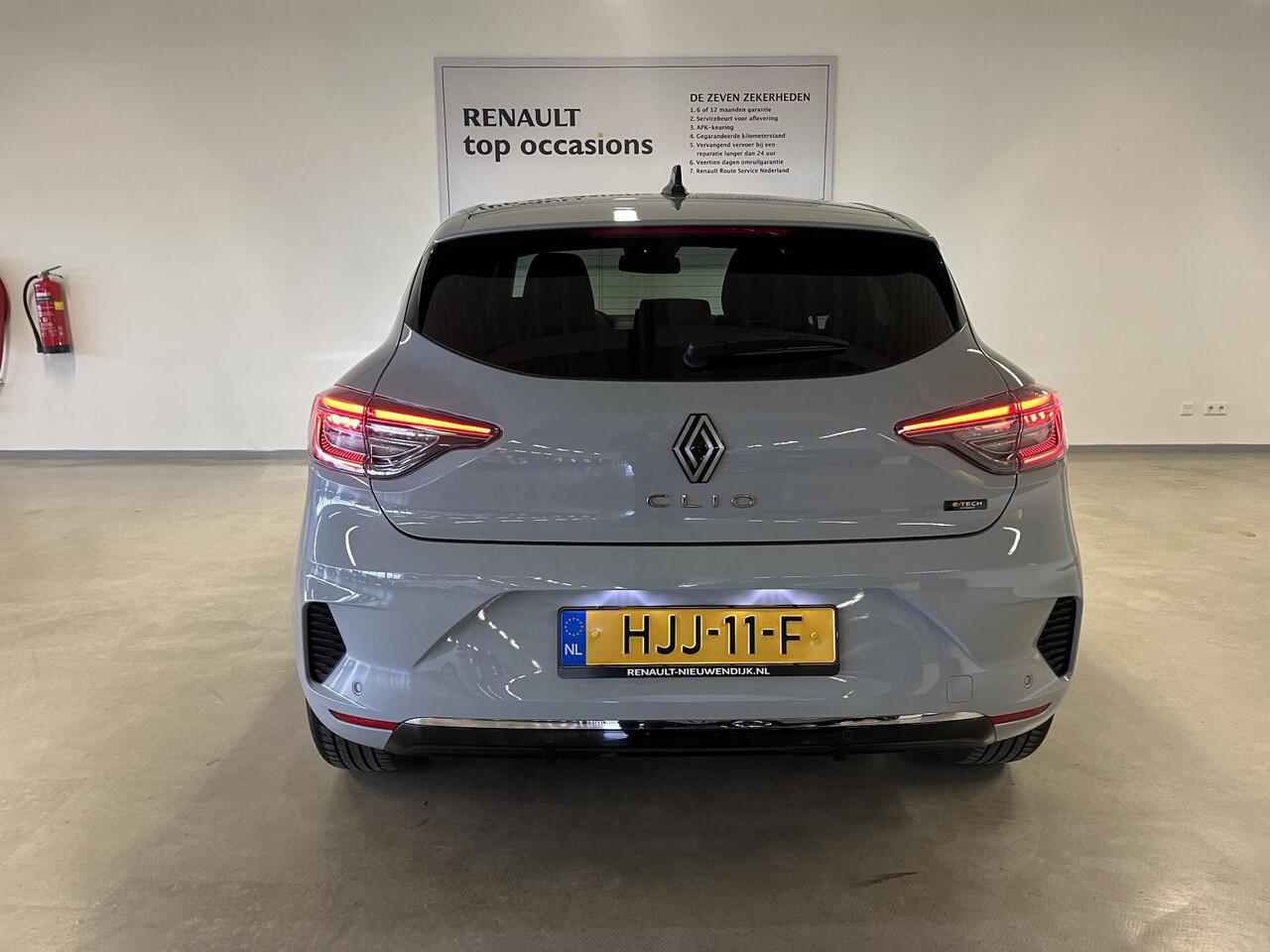 Renault CLIO 1.6 E-Tech Full Hybrid 145 techno / Pack City Premium / Pack Navigation Techno