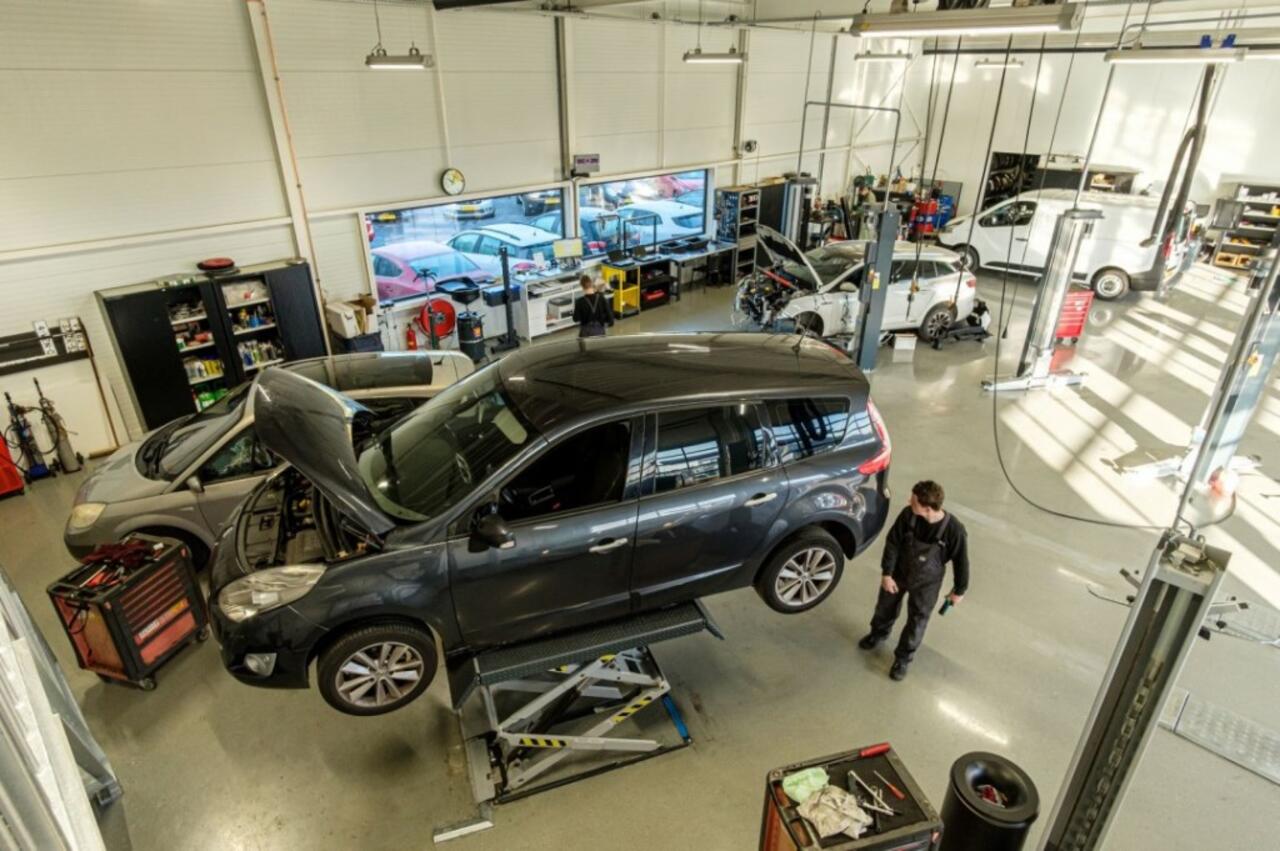 Renault CLIO 1.6 E-Tech Full Hybrid 145 Techno Pack Winter Grote Navi Automaat