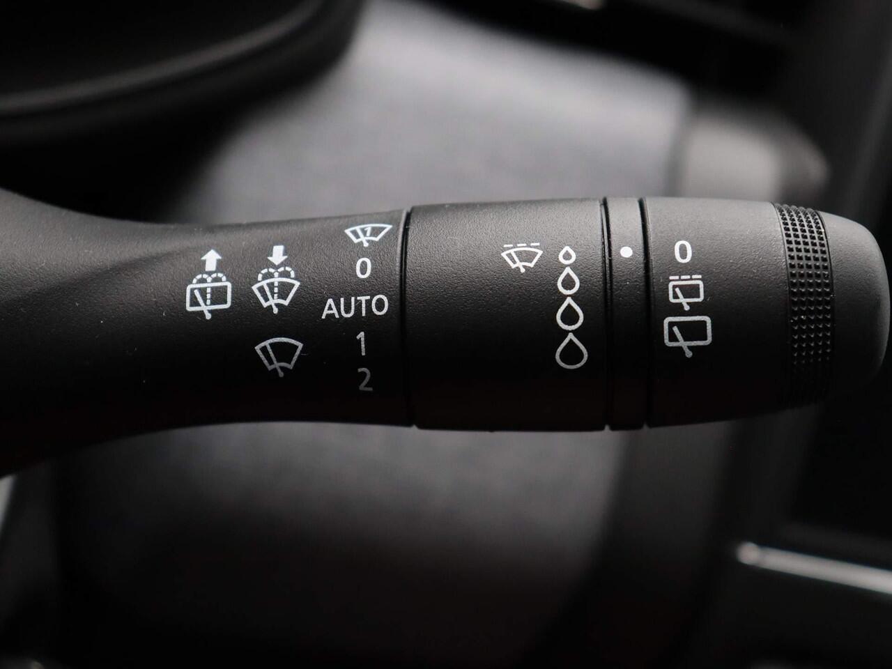 Renault CLIO TCe 90pk GPF evolution | Lichtmetalen velgen | Getint glas | Achteruitrijcamera |