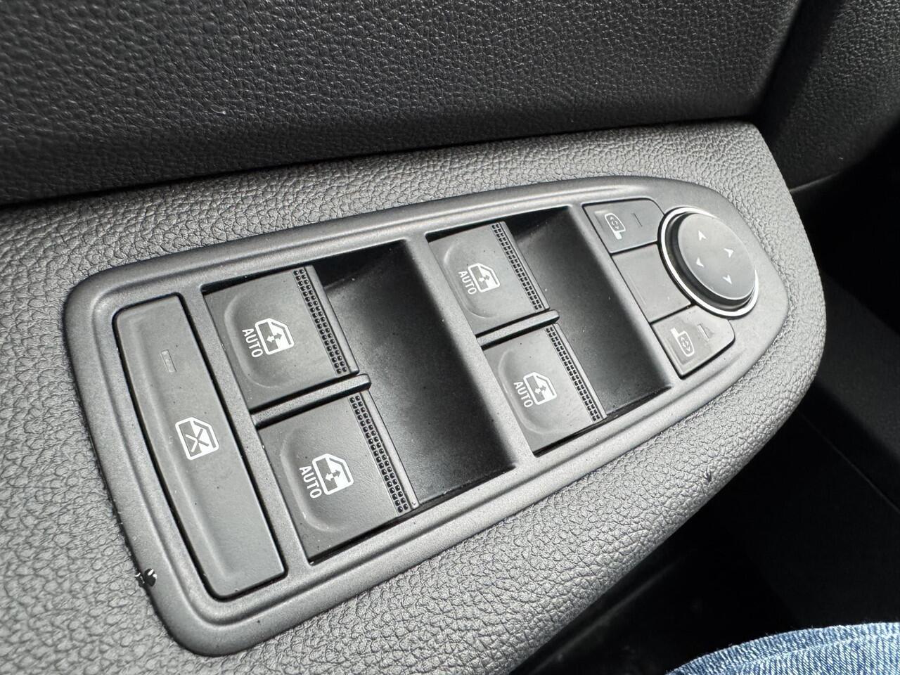 Renault CLIO 1.0 TCe 90 Evolution 2025!!