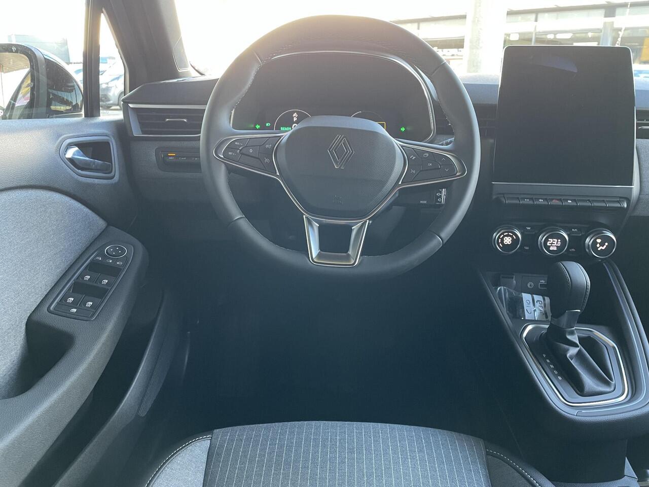 Renault CLIO 1.6 E-Tech Full Hybrid 145 techno / VOORRAAD ACTIE NIEUW! / 3000,- KORTING / 5 JAAR GARANTIE / OP=OP /