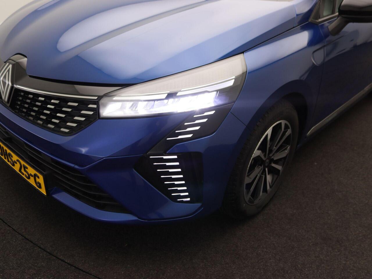 Renault CLIO TCe Techno 90PK | Navigatie 9,3'' | Half-Lederen Bekleding | Achteruitrijcamera | Climate Control | Apple CarPlay & Android Auto