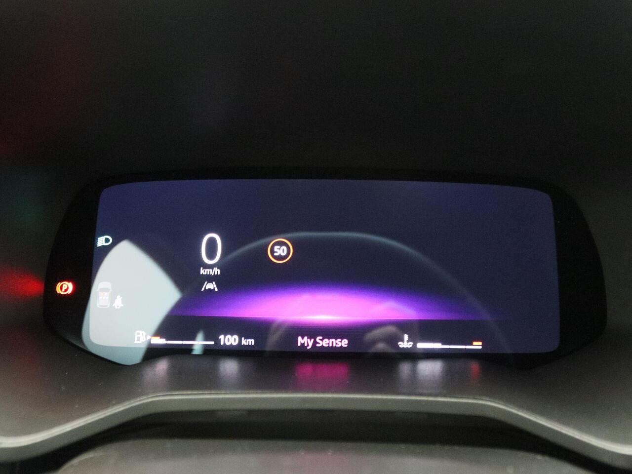 Renault CLIO TCe Techno 90PK | Navigatie 9,3'' | Half-Lederen Bekleding | Achteruitrijcamera | Climate Control | Apple CarPlay & Android Auto