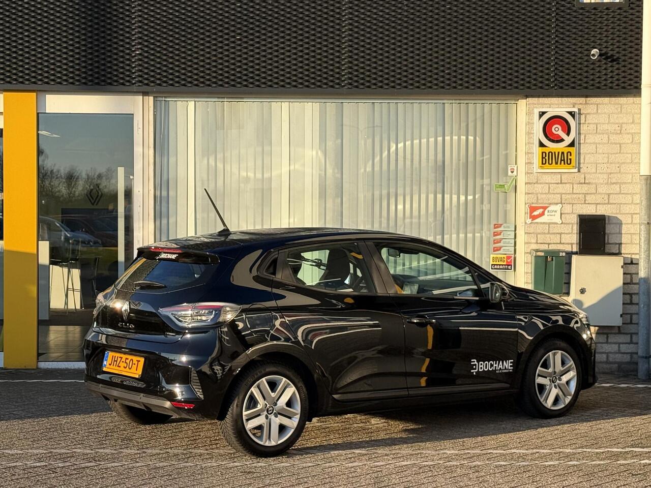 Renault CLIO 1.6 E-Tech Full Hybrid 145 evolution | Demo | Navigatie | Achteruitrijcamera | DAB | LED | Airco | Cruise Control | All Season banden |