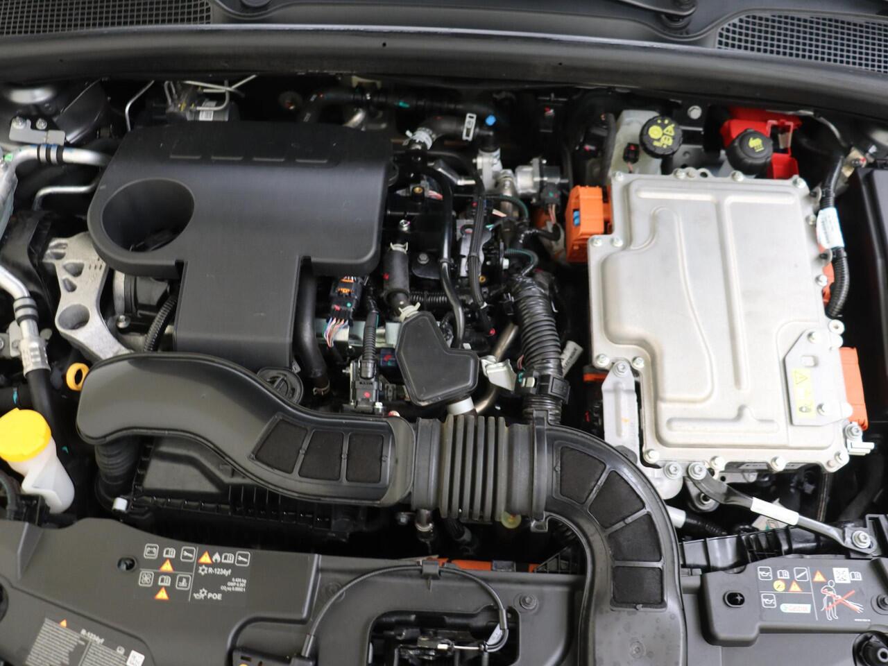 Renault CLIO E-Tech Full Hybrid 145 esprit Alpine | Automaat | instrumentenpaneel met 10" TFT kleurenscherm | adaptive cruise control | EASY LINK multimedia met 9,3" touchscreen | lichtmetalen wielen 17" 'La Fleche' |