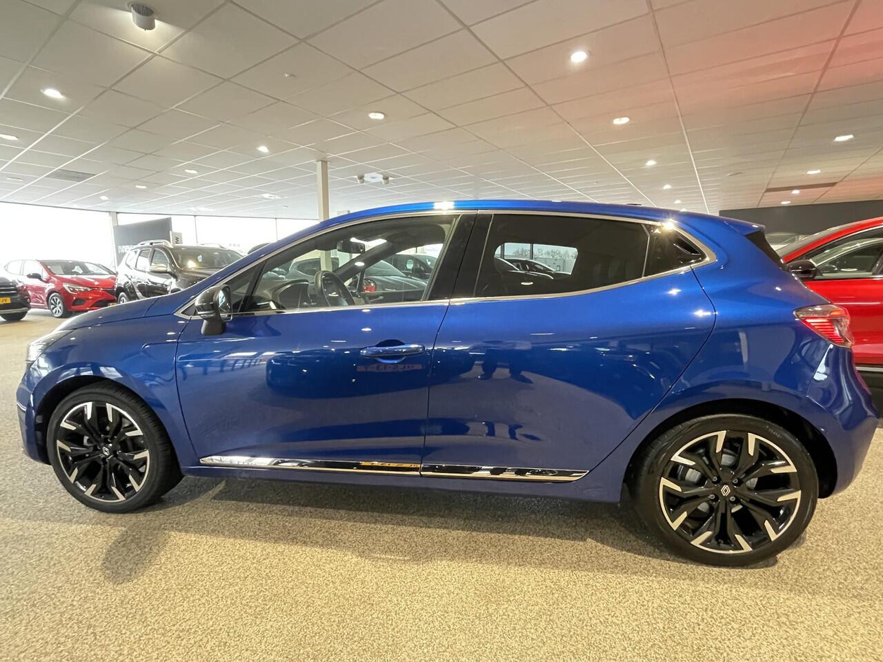 Renault CLIO 1.6 E-Tech Full Hybrid 145 techno / AUTOMAAT / PACK WINTER / ACHTERUITRIJCAMERA / PARKEERSENSOREN / CRUISE CONTROL