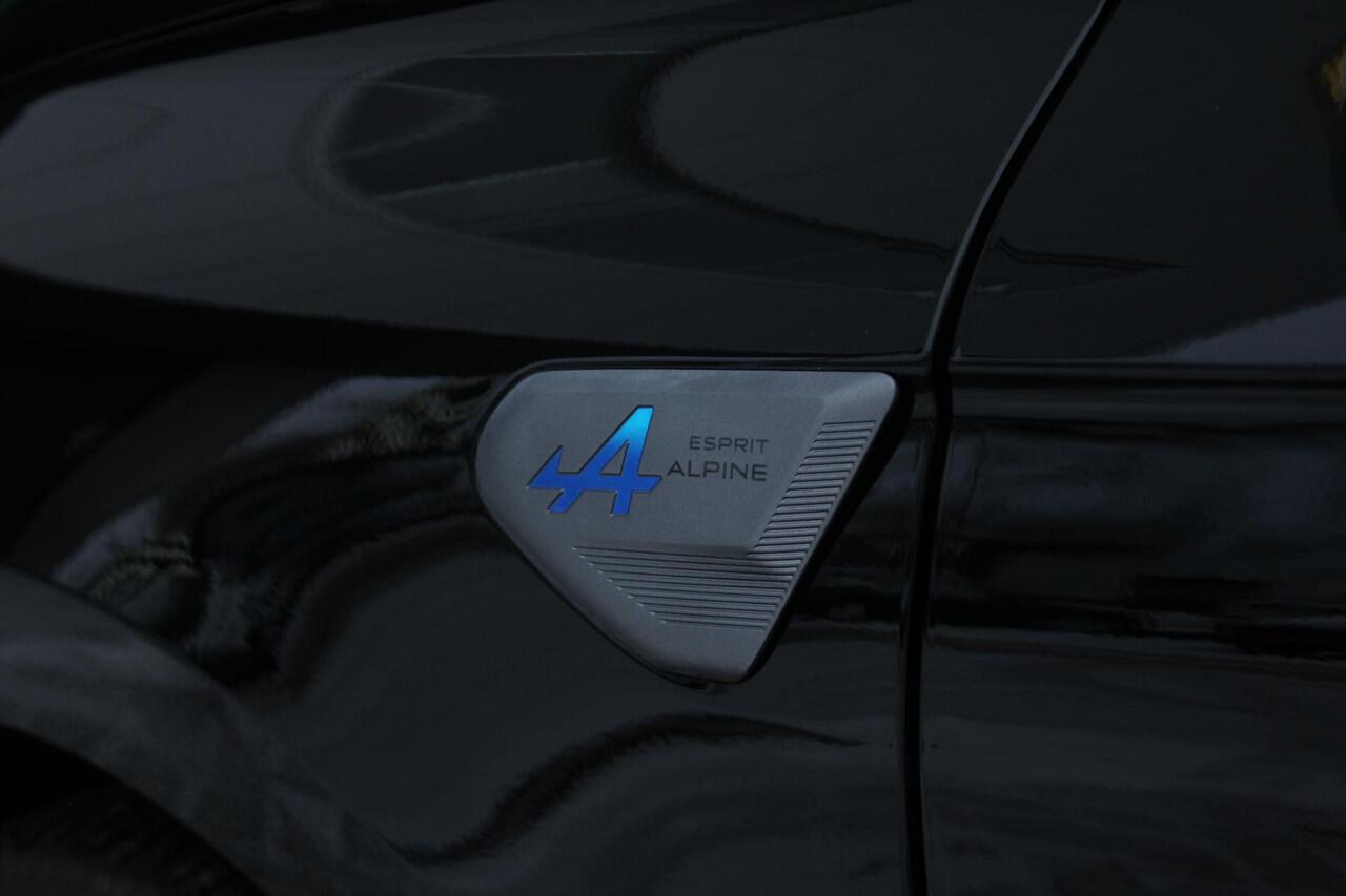 Renault CLIO 1.6 E-Tech Full Hybrid 145Pk esprit Alpine | Navigatie | Apple & Android Carplay | Parkeersensoren Voor & Achter + 360 Camera | Climate Control | Premium Bose Geluidsysteem | Stoel en Stuurverwarming | Keyless Entry | Adaptieve Cruise Control |